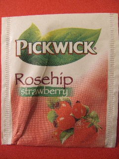 002   Rosehip strawberry